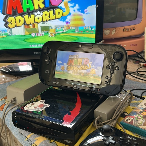 Nintendo Wii U Console - Black bundle mario 3D world game
